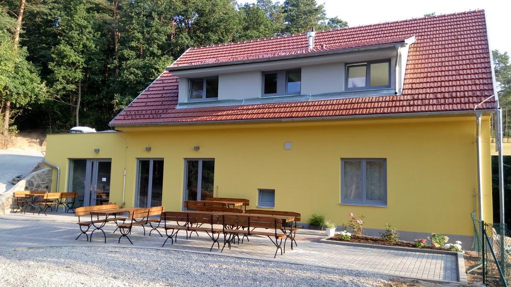 Mezi Stromy Horakov Exterior foto
